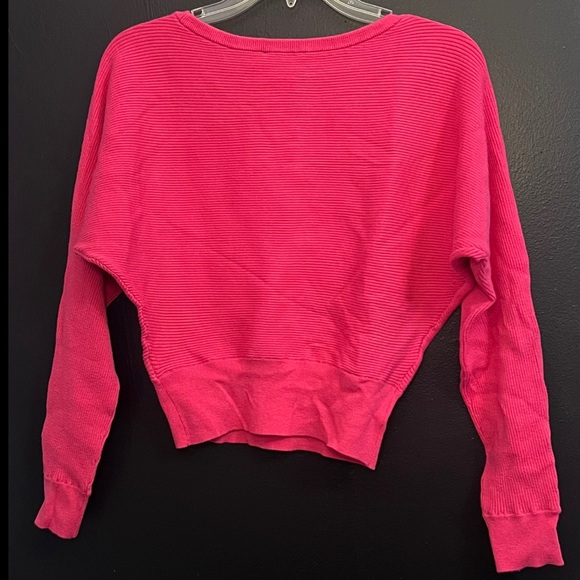 EXPRESS Fuchsia Pink Ribbed Pullover Sweater - Picture 2 of 4
